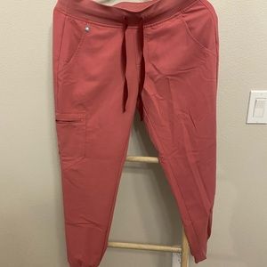 Size small Petite Pink Mauve Zamora Jogger Figs